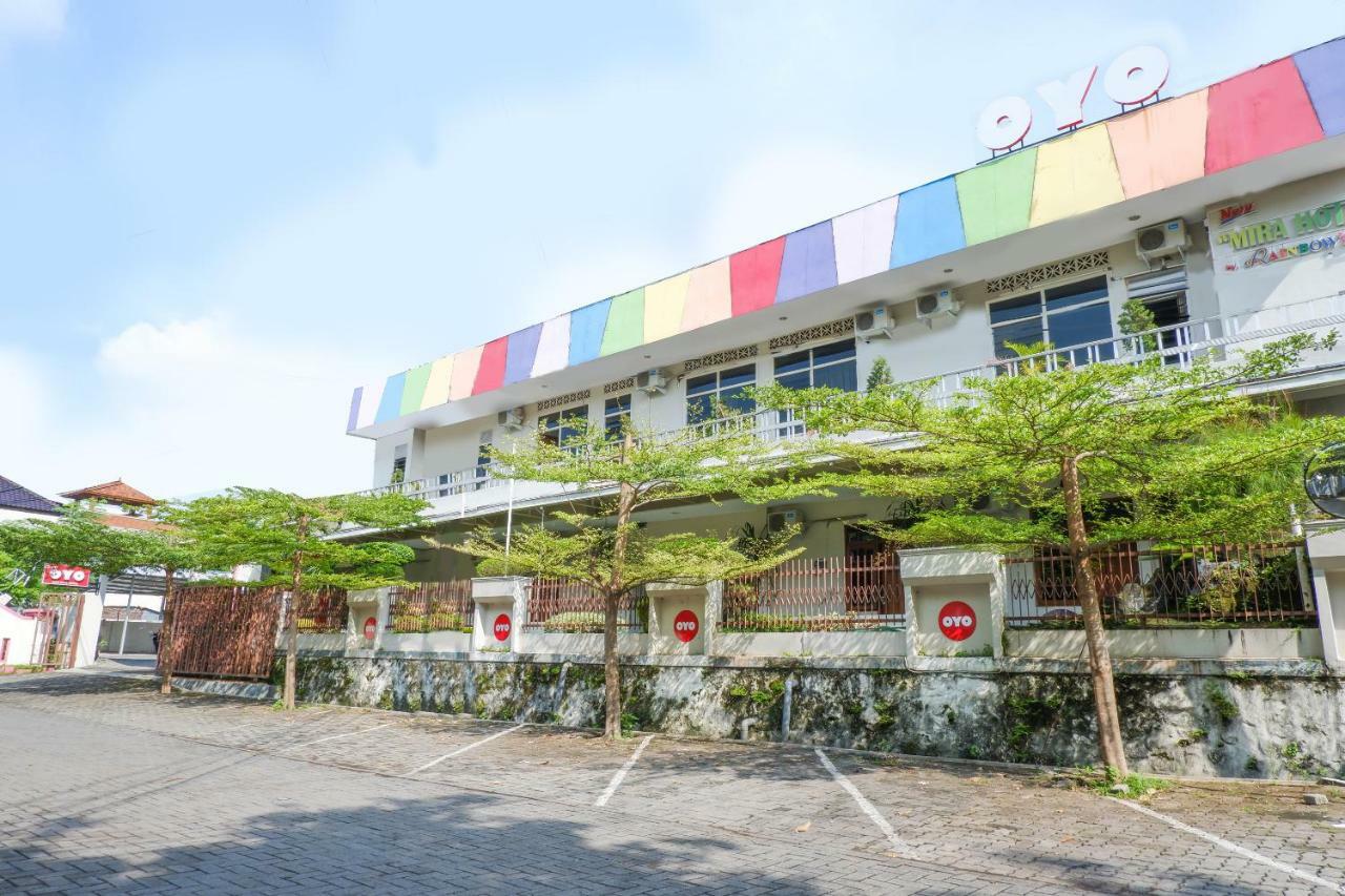 New Mira Hotel Semarang Exterior photo